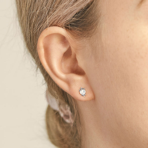 Mirage Pearl Studs / Silver