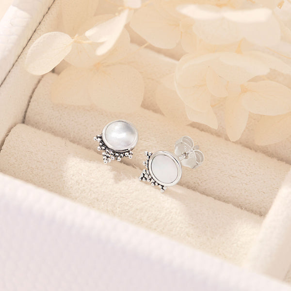 Mystic Mirror Pearl Studs / Silver